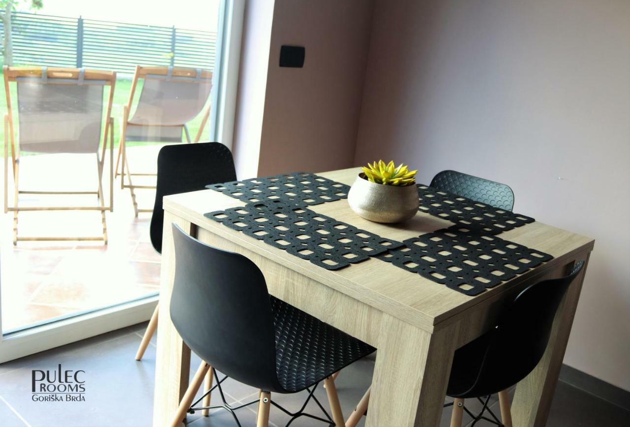 Apartma Sobe Pulec 多布罗沃 外观 照片